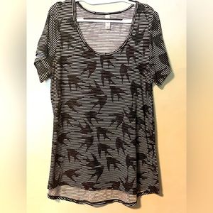 Tee with Bird/Design  - Large